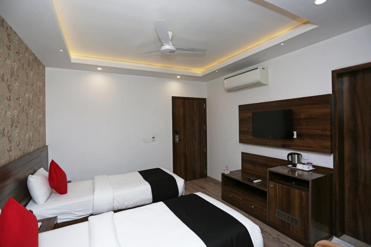 Hotel Yelchiko Varanasi Luaran gambar