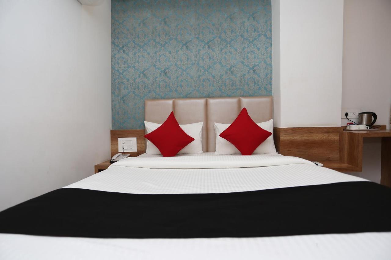 Hotel Yelchiko Varanasi Luaran gambar